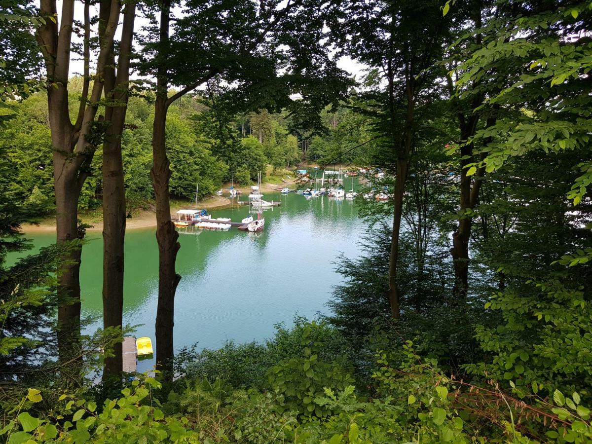 Caloroczne Domki Nad Zatoka Polanczyk Luaran gambar